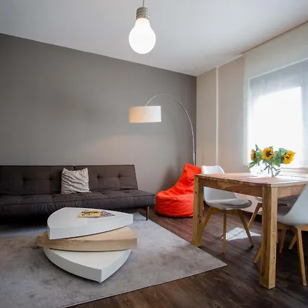 Boardinghouse Service Aparthotel 4*