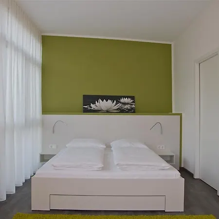 Boardinghouse Service